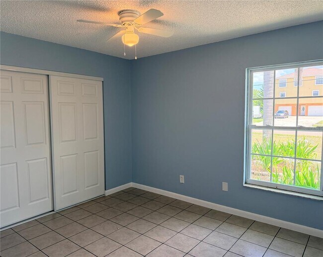 Building Photo - 208 Flamingo Dr