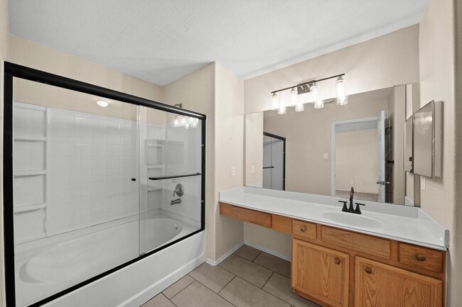 Building Photo - 2813 Waterside Trail