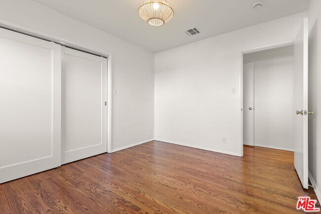 Building Photo - 5733 Radford Ave