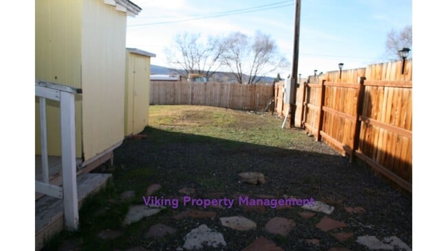 Building Photo - 687 NW Apollo