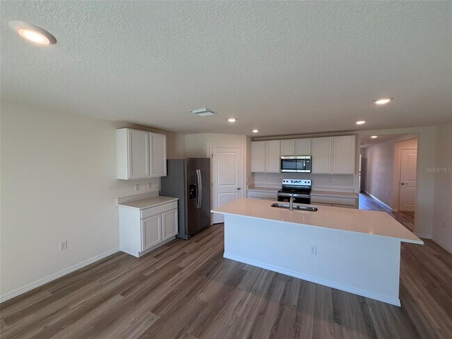 Building Photo - 8867 SW 46 Ter