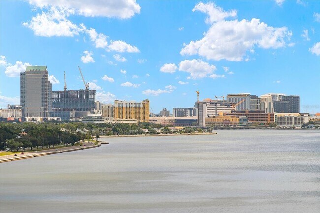 Building Photo - 3301 Bayshore Blvd