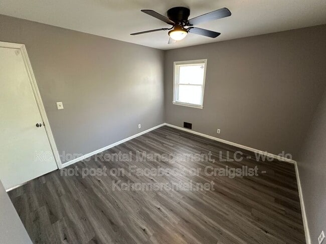 Building Photo - 10210 Fremont Ave