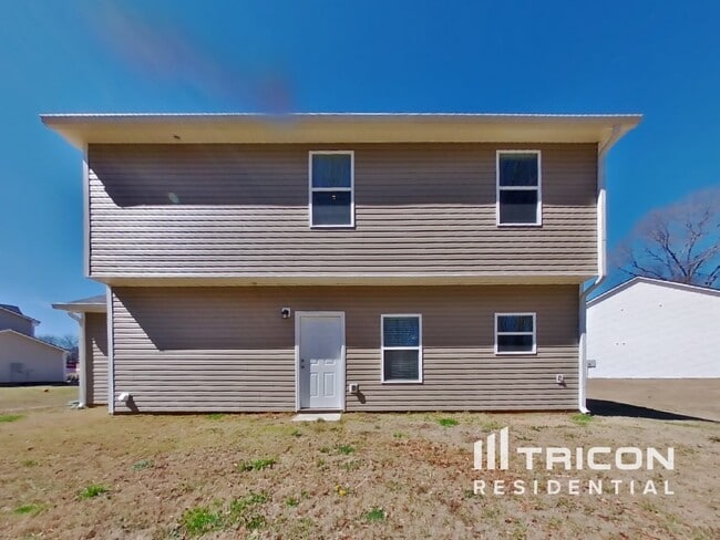 Building Photo - 112 Highland Dr