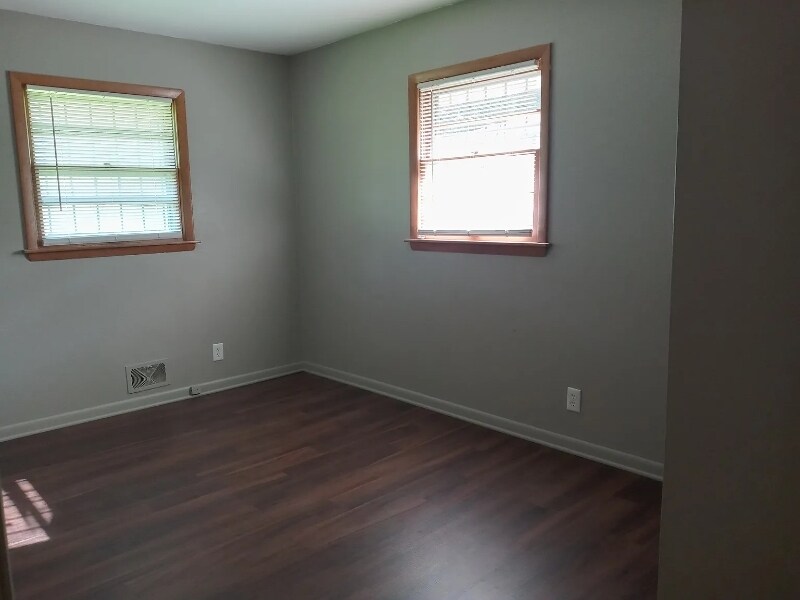 Building Photo - 4805 Javelin Dr