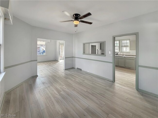 Building Photo - 1213 Plum St