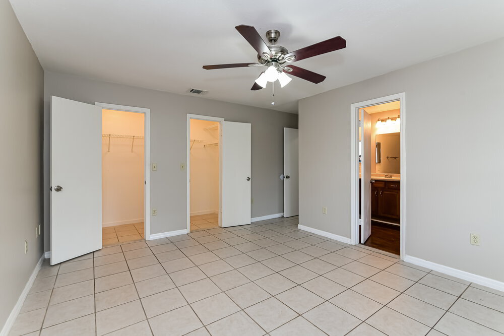 Building Photo - 116 Whitehall Way