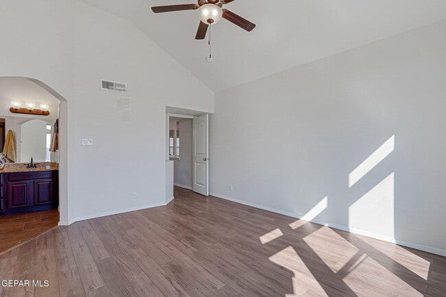 Building Photo - 5021 Silver Cholla Dr