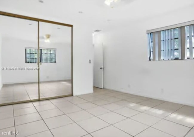 Building Photo - 4 br, 2 bath House - 1232 NE 176th Ter