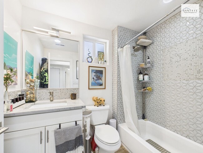 Building Photo - Beautifully Furnished and Equipped Property Available July 1, 2025 (possibly sooner) - March 15, ...