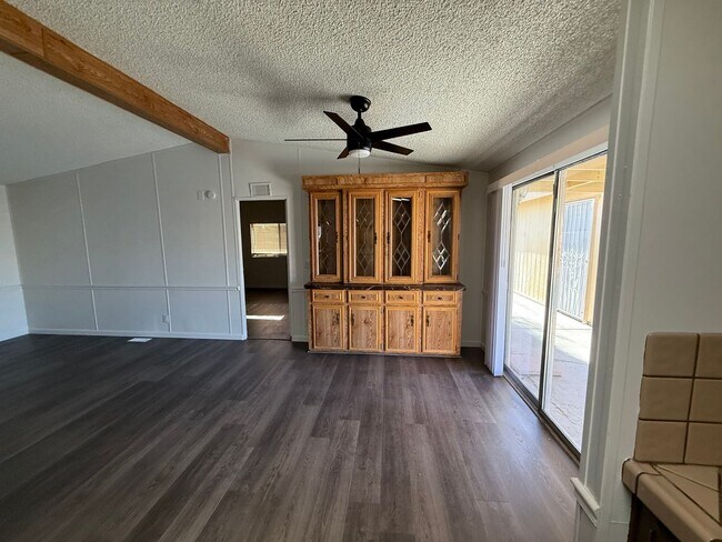 Building Photo - Large Remodeled Doublewide with 2 Car Garage.