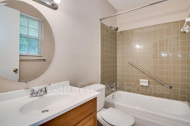 Building Photo - 3453 Pine Hill Rd