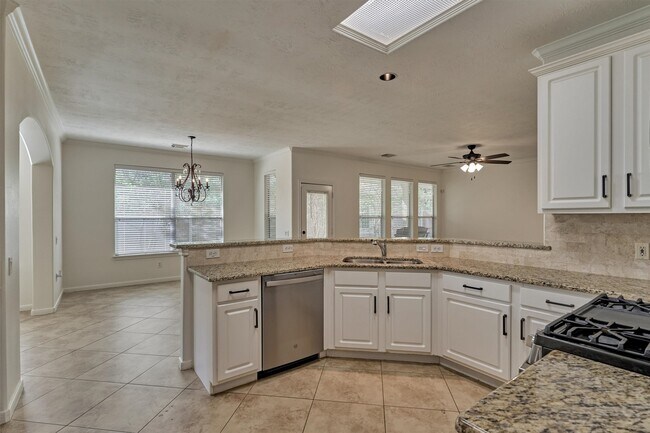 Building Photo - 98 N Country Gate Cir