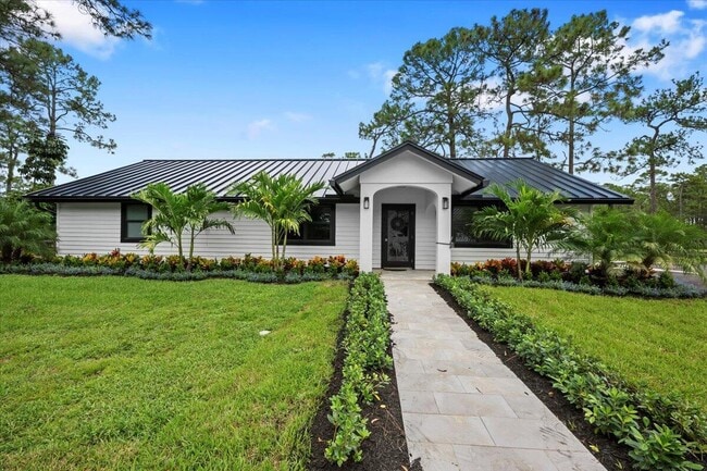 Building Photo - 13849 Deer Creek Dr