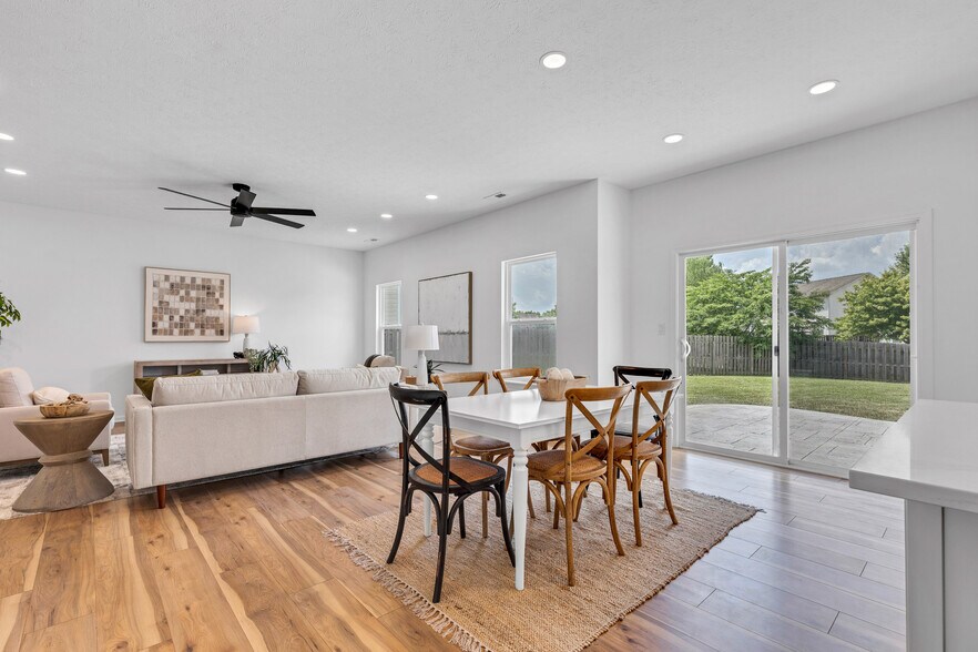 Building Photo - 9724 Brooks Dr