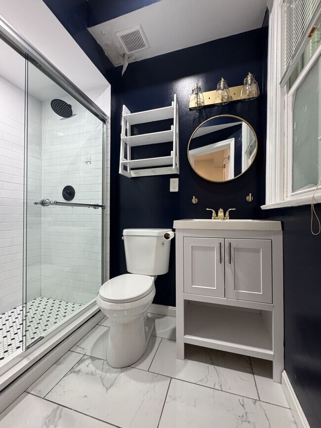 Building Photo - Centrally Located 1BR/1BA in Georgetown