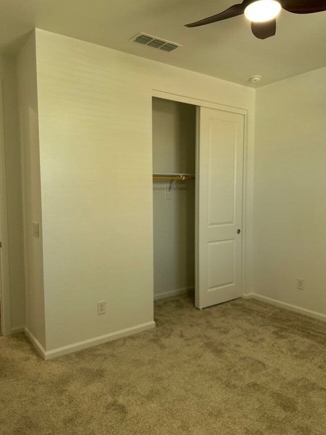 Building Photo - Single story 4bedroom home in North Copper Canyon