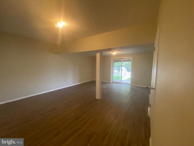 Building Photo - 4308 Sycamore Dr