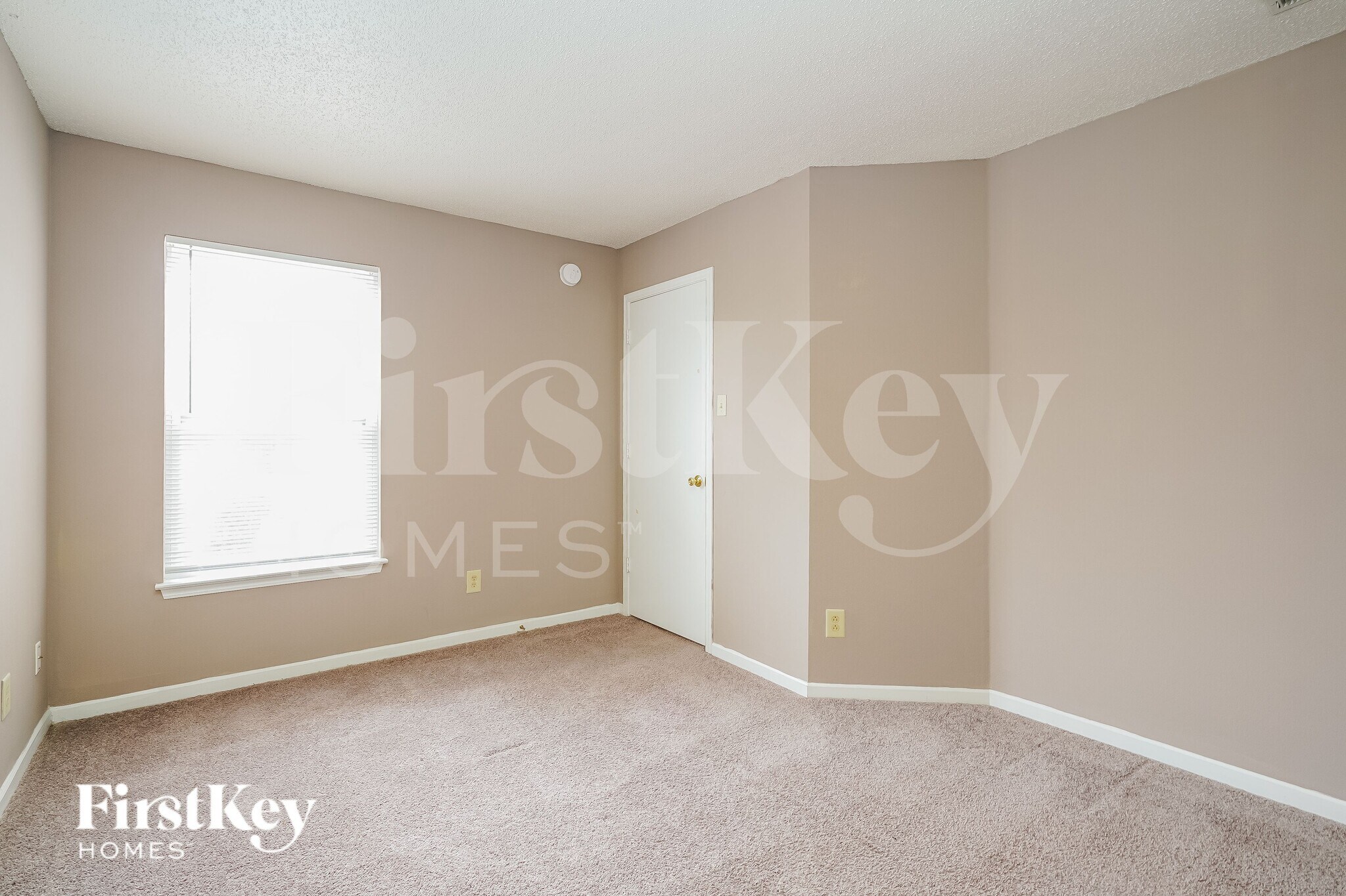 Building Photo - 2925 Redland Ln