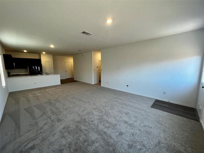 Building Photo - 2400 Fullmoon Dr