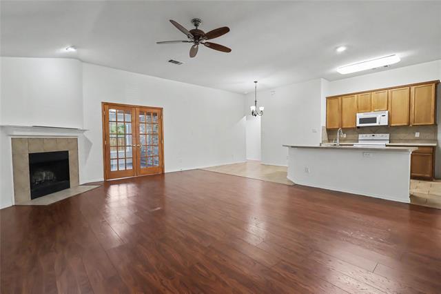 Building Photo - 2313 Becard Dr