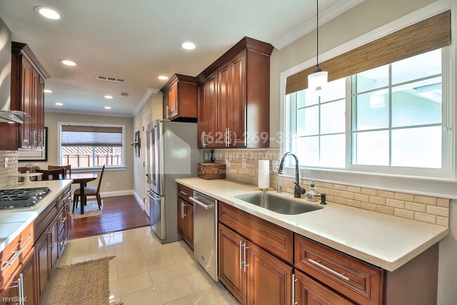 Building Photo - 3 br, 2 bath House - 7613 Canterbury Lane -