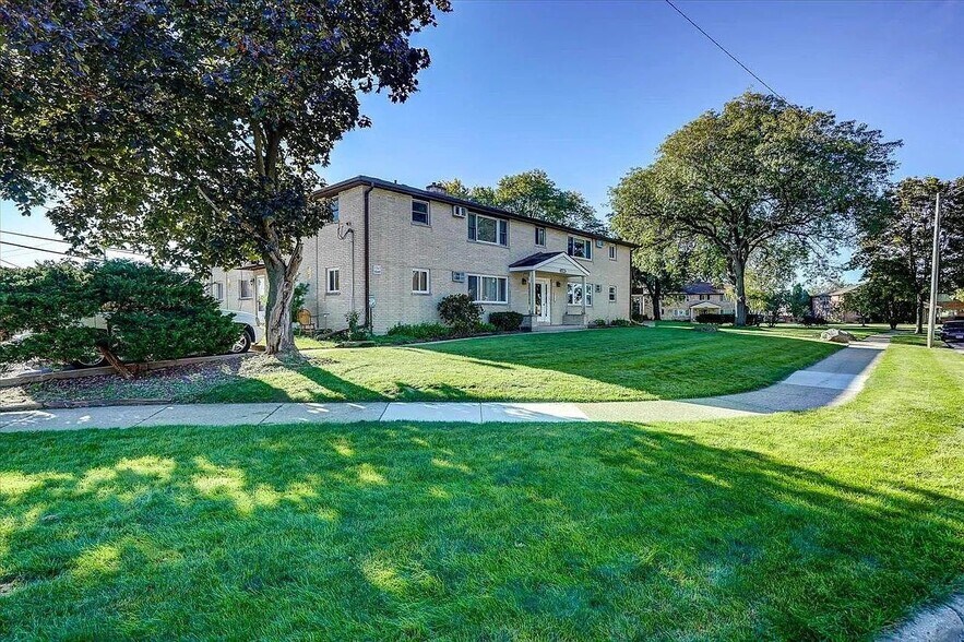 Building Photo - 1165 Petra Pl