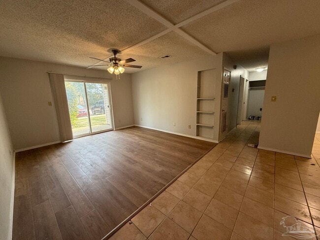 Building Photo - 3410 Green Briar Ct