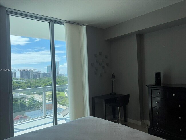 Building Photo - 79 SW 12th St