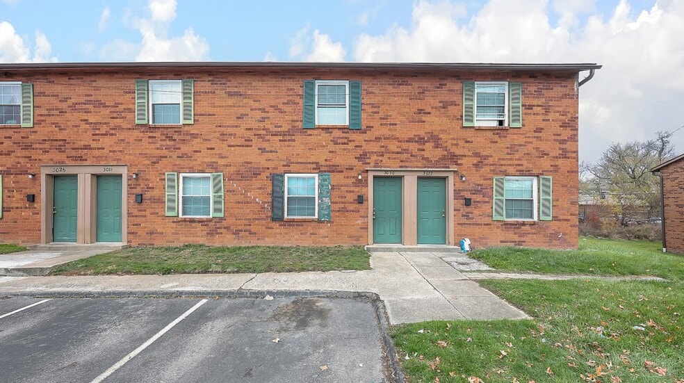 Building Photo - 3042 Sandridge Ave