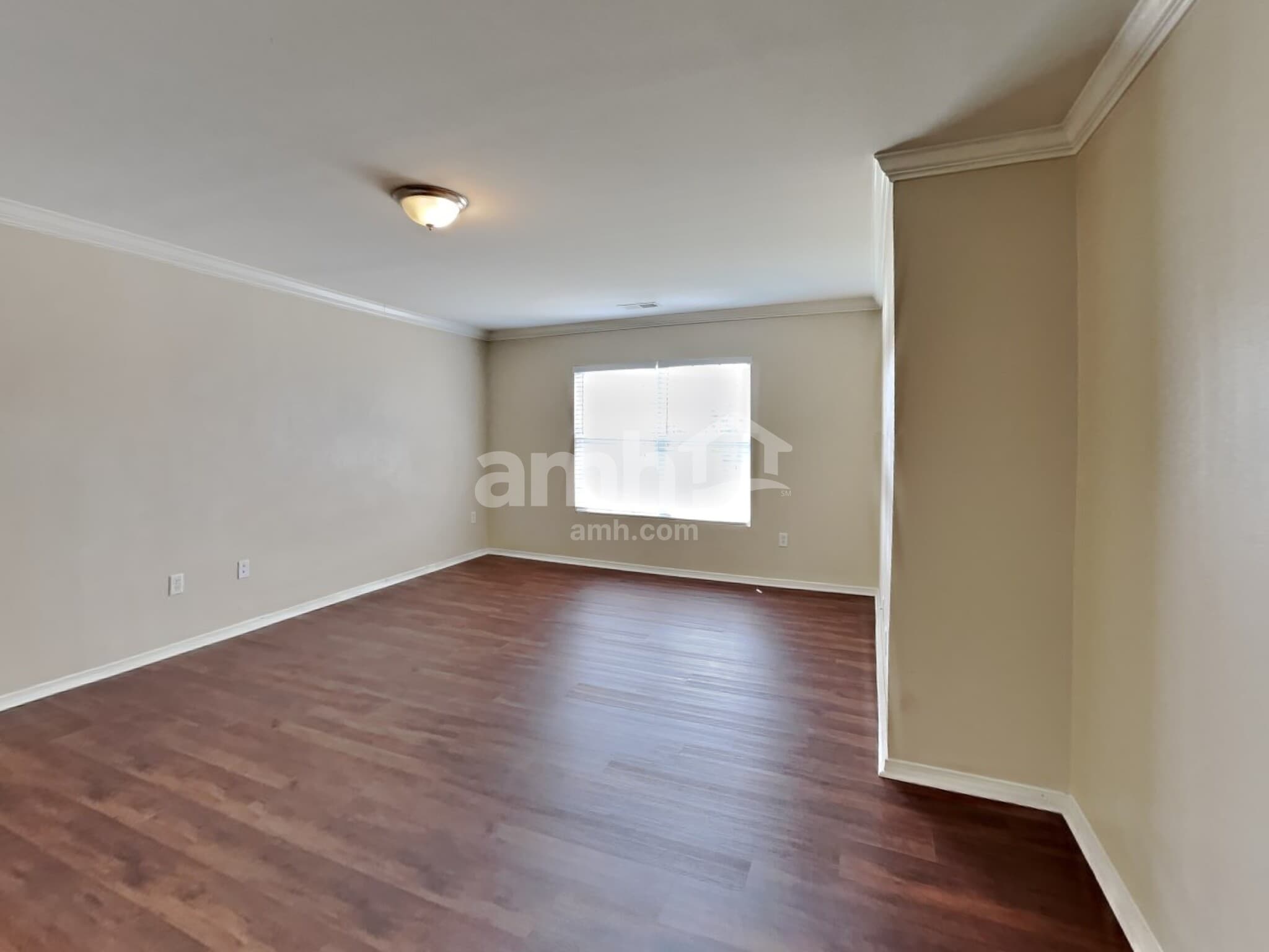 Building Photo - 1727 Rustic Arch Way