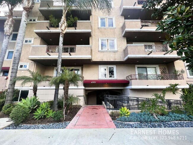 Building Photo - 4533 Vista Del Monte Ave