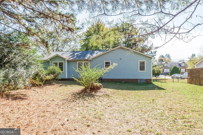 Building Photo - 1561 Rose Garden Ln
