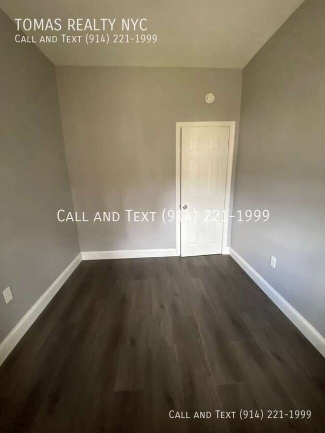 Building Photo - 109 Linden St