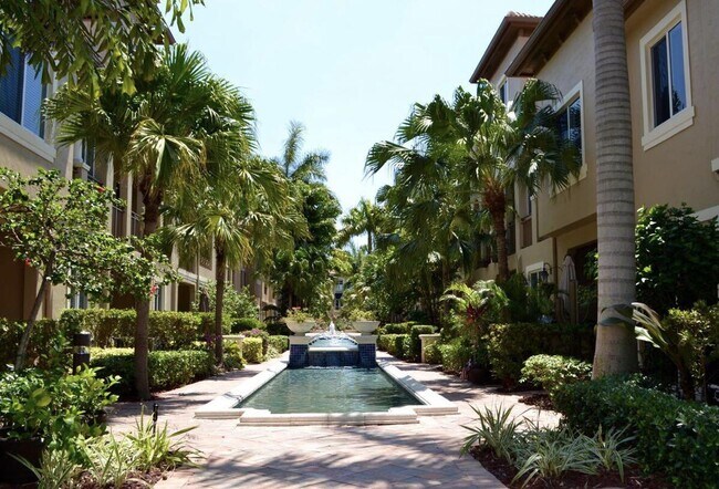 Building Photo - 3042 Waterside Cir