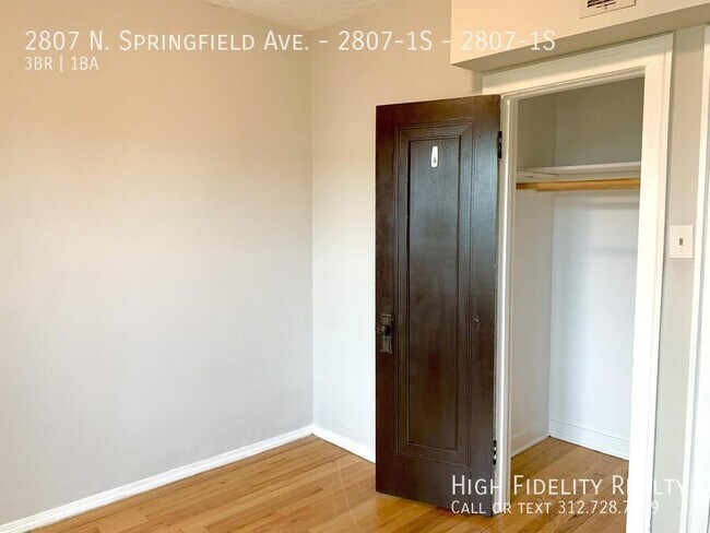 Building Photo - 2807 N Springfield Ave
