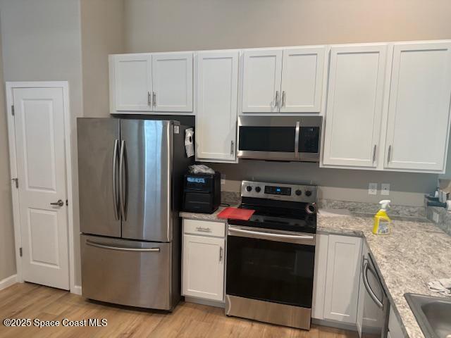 Building Photo - 3941 Playa Del Sol Dr