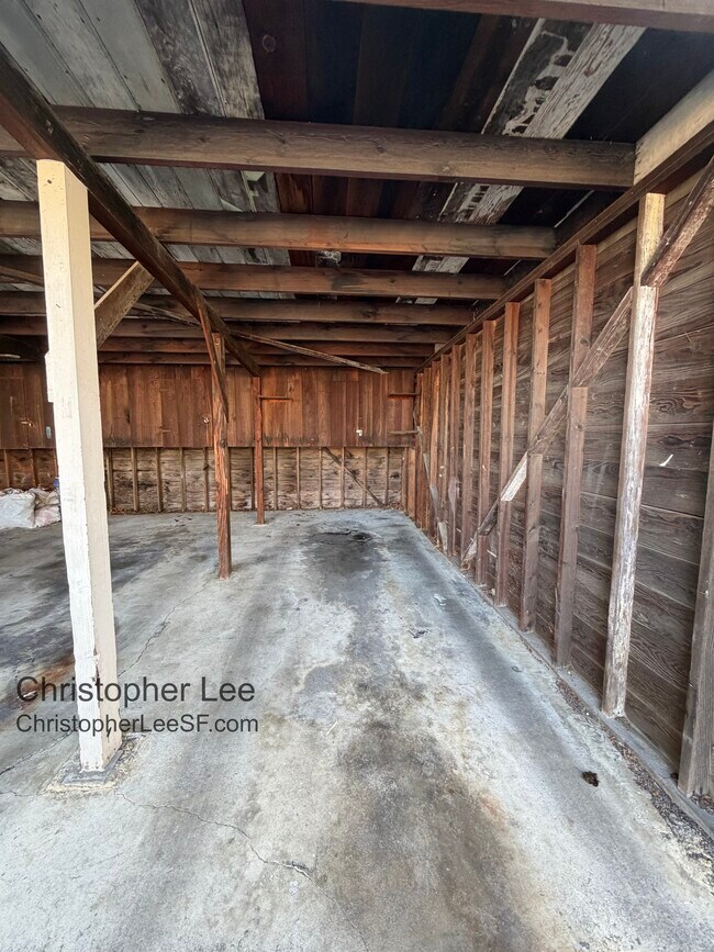 Building Photo - 1433 Jasmine St