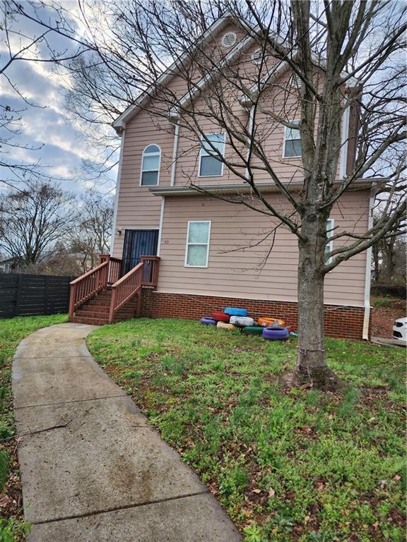 Building Photo - 1029 Sims St SW