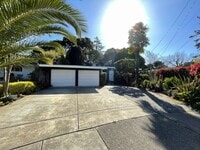 Building Photo - Beautiful Novato Home – 3BR/2BA, 2-Car Garage, Ample Storage & Quiet Street