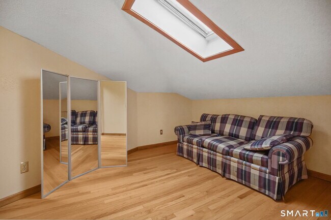 Building Photo - 45 W North St