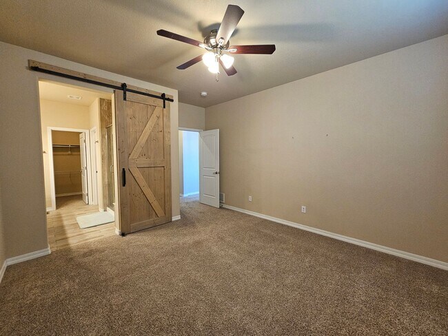Building Photo - 3 Bed 3 Bath House in Wolf Ranch!!