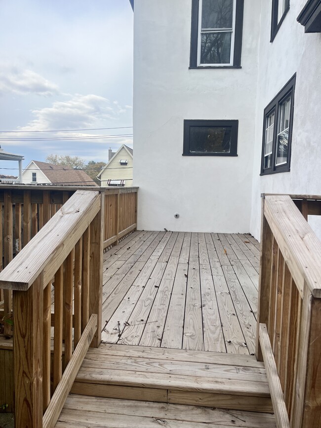 Building Photo - 245 E Northampton St