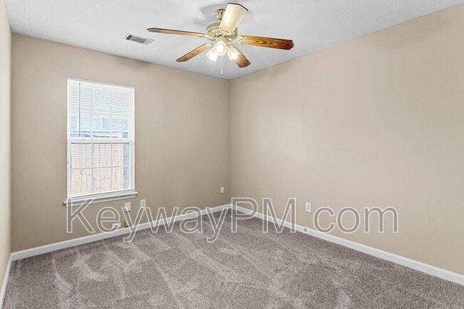 Building Photo - 314 Taylor Cir