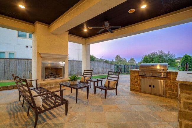 Building Photo - 2607 Hollingsworth Pine Ln