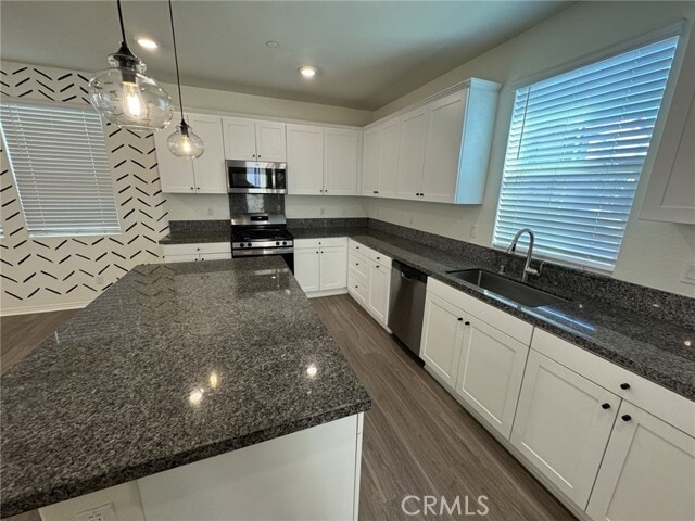 Building Photo - 6069 Sendero Ave