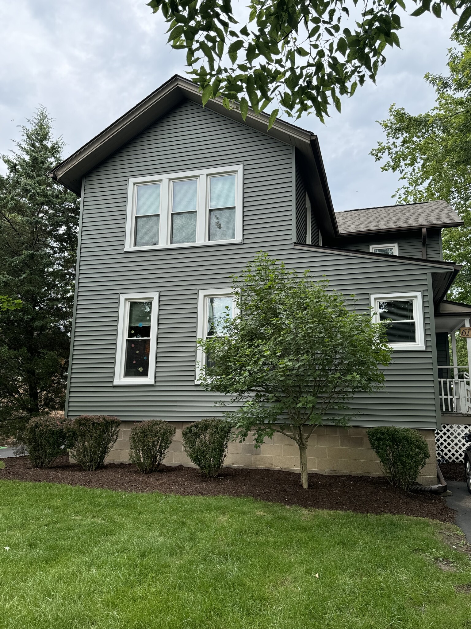 Unit A below, Unit B above - 617 Delles Rd
