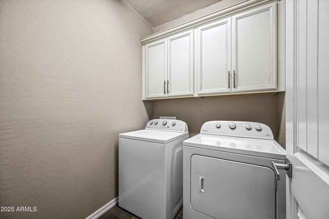 Building Photo - 2373 Farrier Way