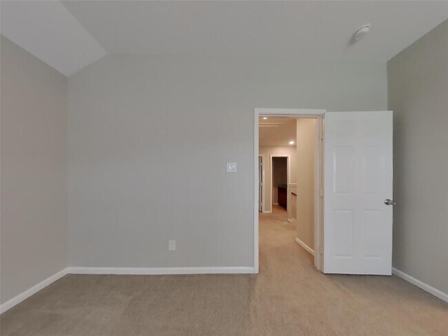 Building Photo - 12711 Plummersville St