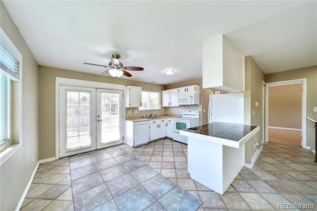 Building Photo - 6714 Hampton Dr